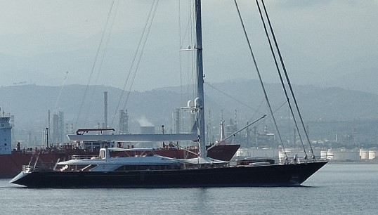 The superyacht Bayesian was raised by salvage cranes on 21 June. Image: Wikimedia Commons Image:The superyacht Bayesian was raised by salvage cranes on 21 June. Image: Wikimedia Commons